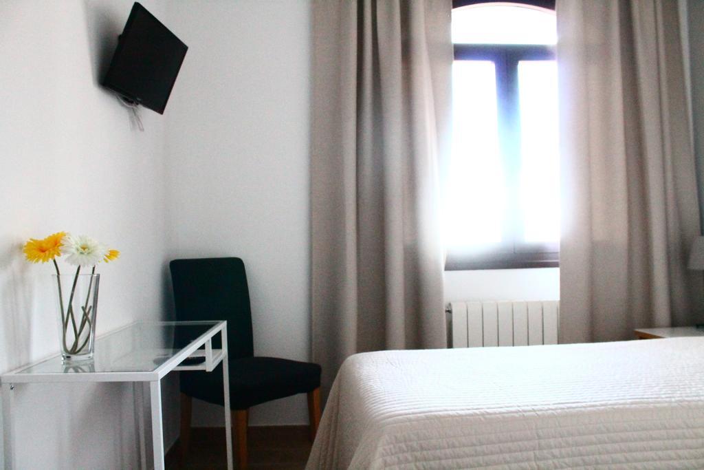 Hostal Landhaus El Molar Quarto foto